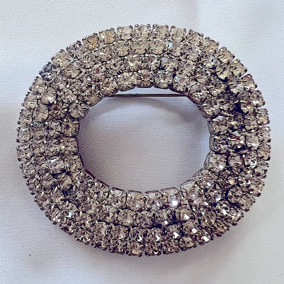 Vintage Rhinestone Brooch - Picture 2 of 6